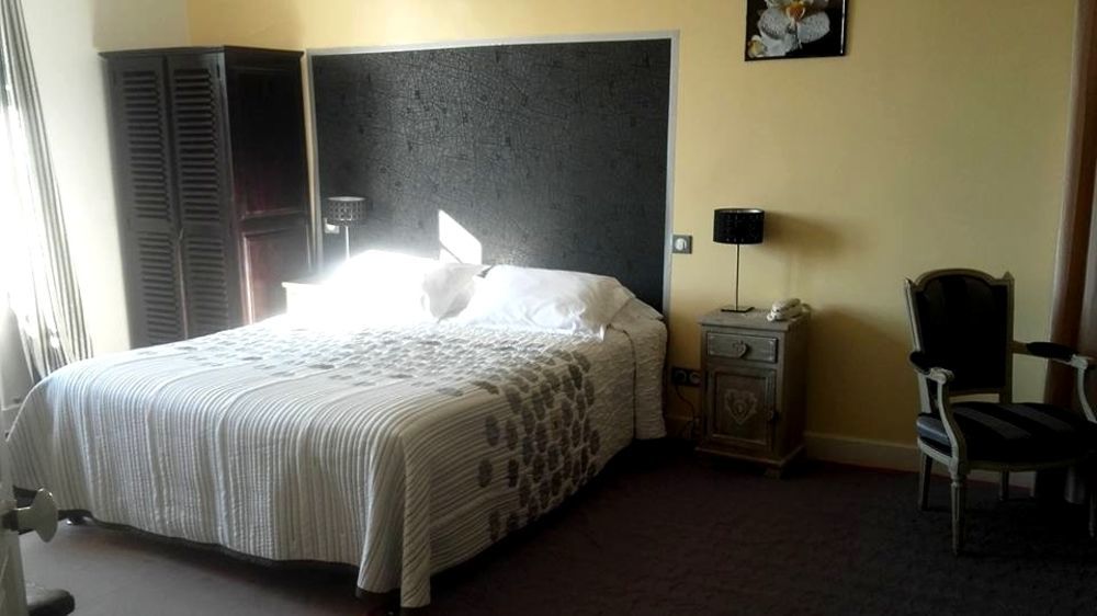 Hotel La Villa แซ็ง-ปิแอร์-เดรูเบอ ภายนอก รูปภาพ