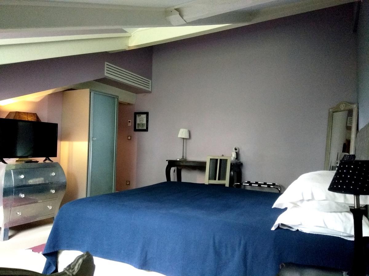 Hotel La Villa แซ็ง-ปิแอร์-เดรูเบอ ภายนอก รูปภาพ