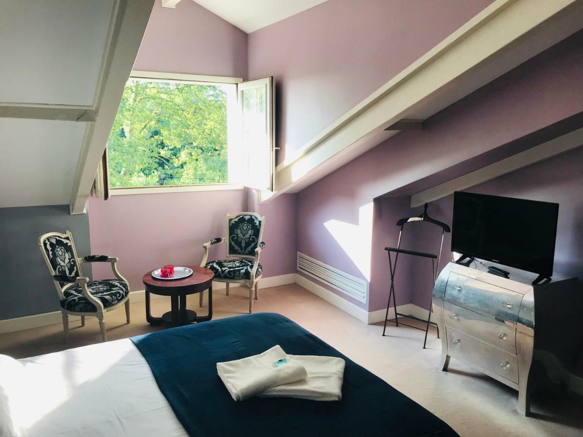 Hotel La Villa แซ็ง-ปิแอร์-เดรูเบอ ภายนอก รูปภาพ